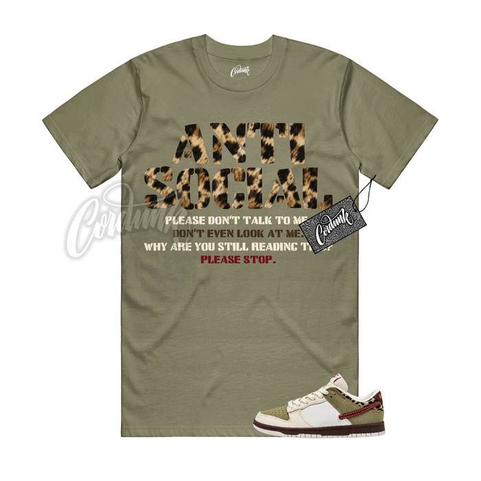 Nike Dunk Leopard Khaki Matching Shirt