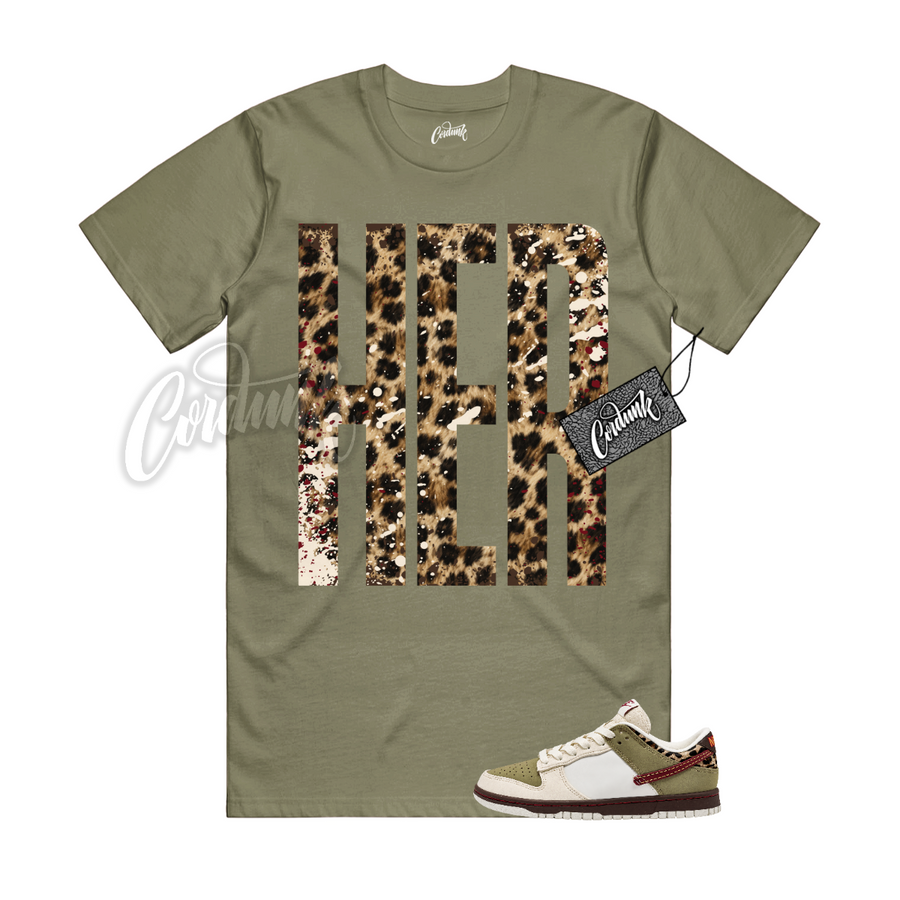 Nike Dunk Leopard Khaki Matching Shirt