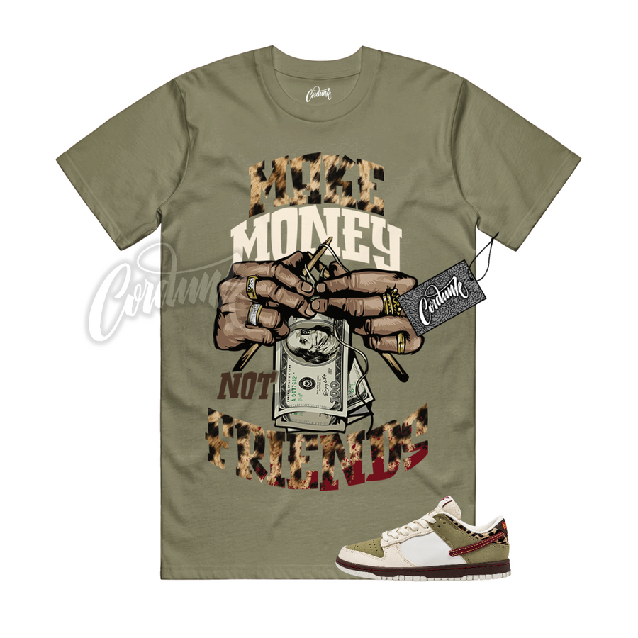 Nike Dunk Leopard Khaki Matching Shirt