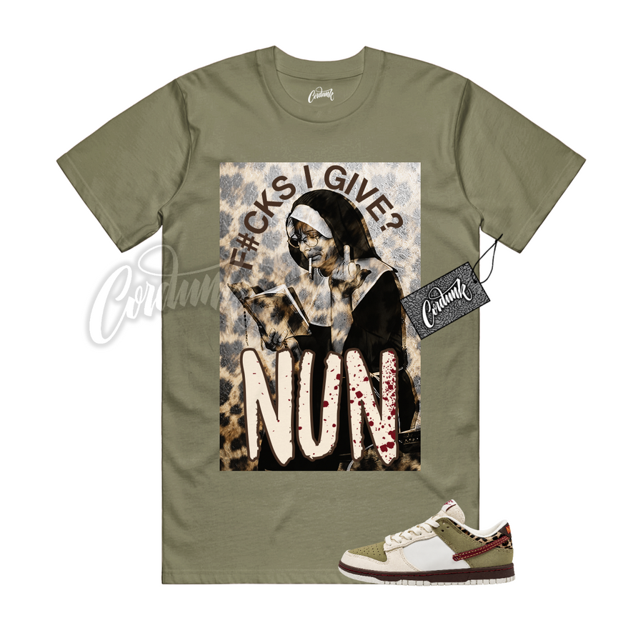 Nike Dunk Leopard Khaki Matching Shirt